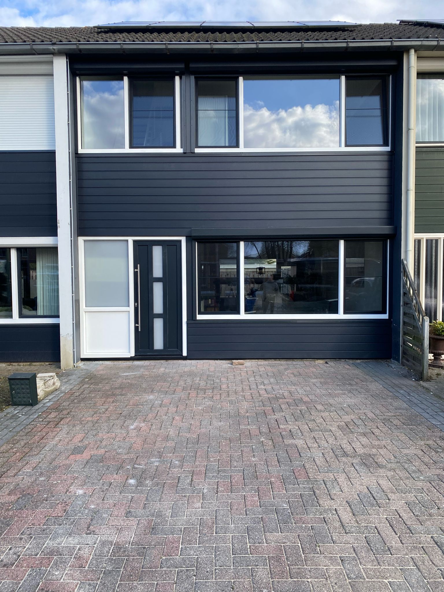 WhatsApp Image 2025-12-05 at 11.20.27